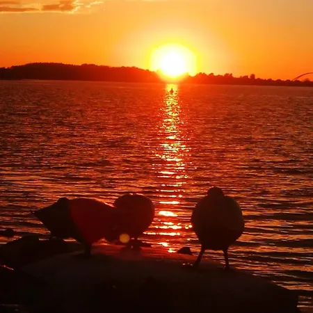 Hausboot Bali Ботель