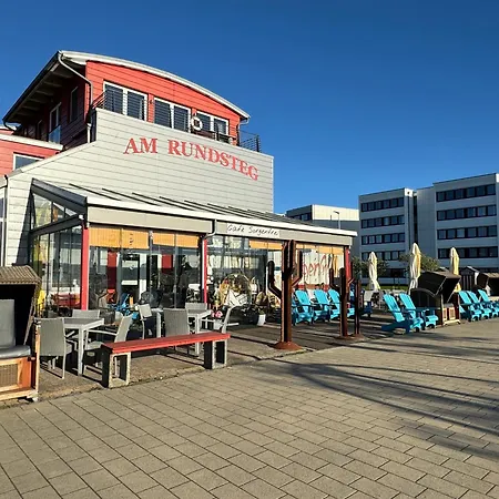 Ботель Hausboot Bali Фемарн