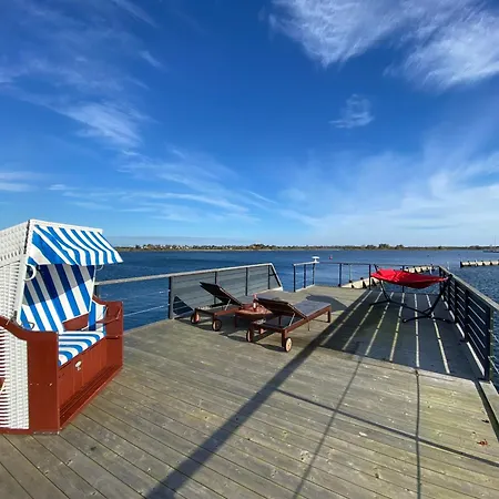 Ботель Hausboot Bali *